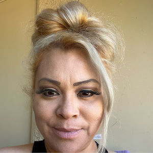 Meet your Posher, Maribel